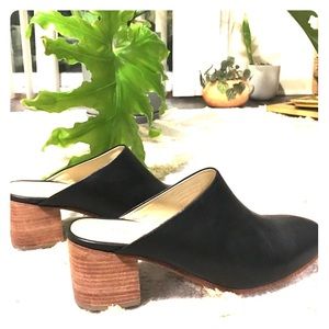 Nisolo Black Mules 8.5